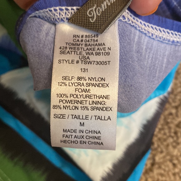 Tommy Bahama size medium padded tankini top - Picture 5 of 6